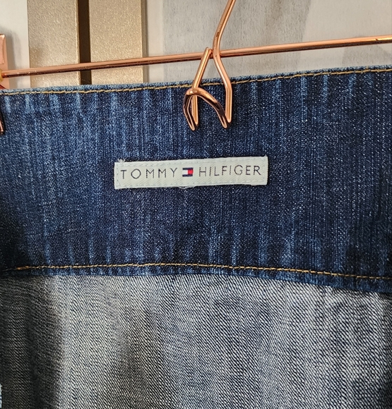 Tommy Hilfiger Denim Skirt  - Size 16 - Picture 4 of 6